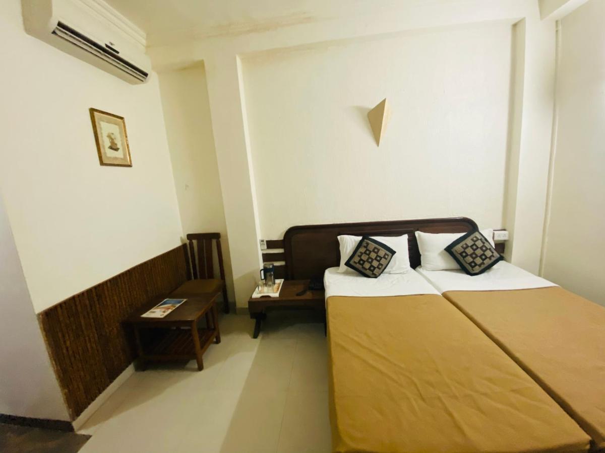 Hotel The Galaxy Jabalpur Zewnętrze zdjęcie